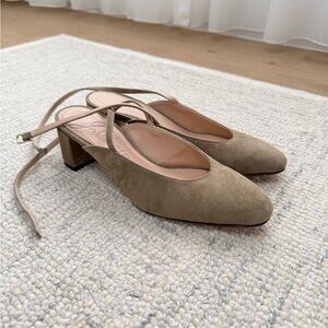 J Crew women’s Millie ankle-strap heels in suede. Size 7.5